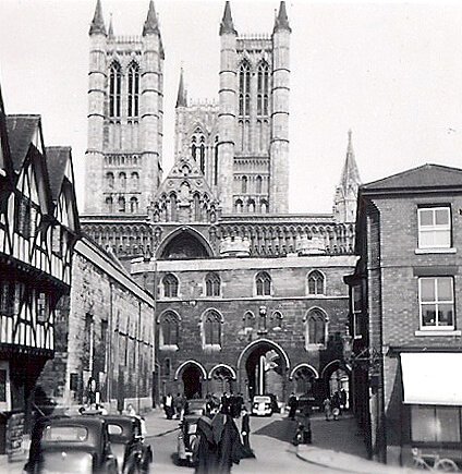 Lincoln Cathedral courtesy of Peter Salt